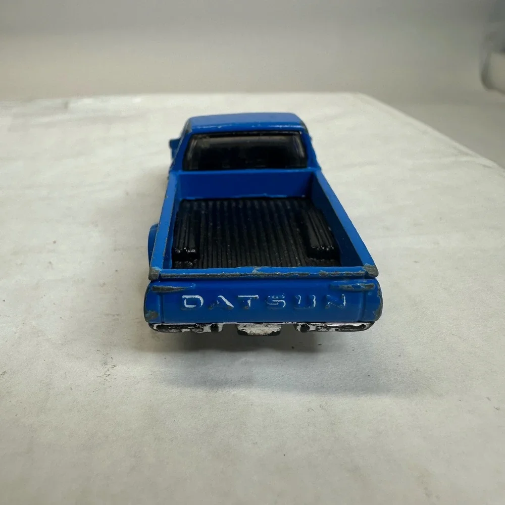 Hot Wheels Datsun 620 Blue Pickup‎ Truck Diecast 1:64 HW City 2013 Mattel
